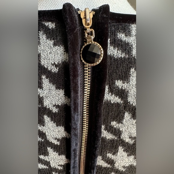 SOLD T’ameril Wool Dress - Picture 6 of 11